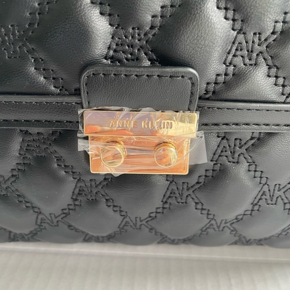 NWT Anne Klein crossbody shoulder bag - Picture 6 of 10
